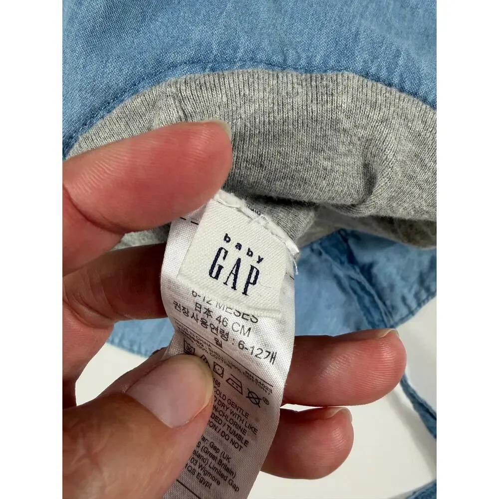 GAP lightweight chambray